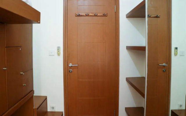 Strategic 2Br At Maple Park Sunter Apartment