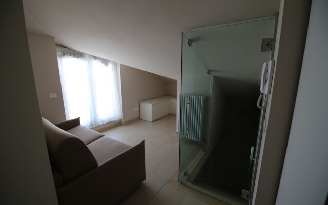 Apartment 30 Meters From the sea With 8 Beds With Full sea View