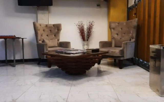 Saasha City Hotel
