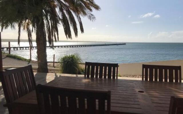 Streaky Bay Beachside & Jetty View Apartments