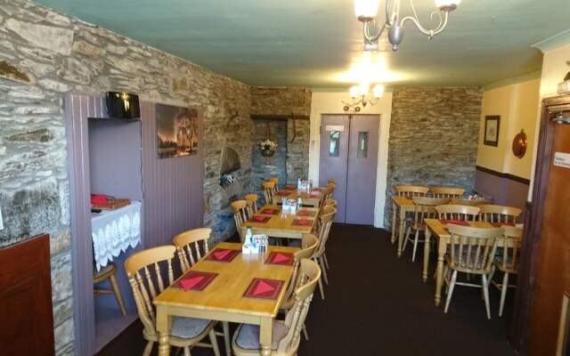 The Horseshoe Inn