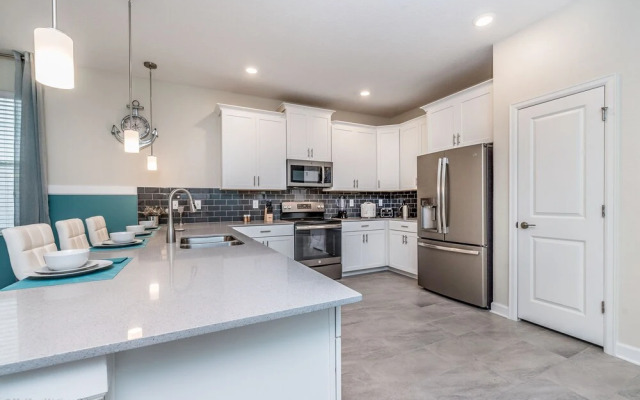 Interlocking Drive Villa Champions Gate