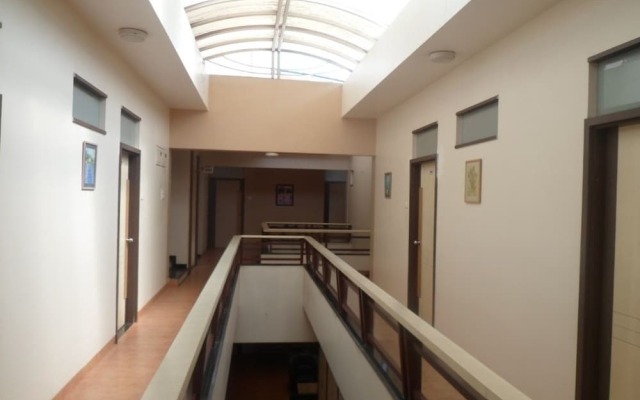 Hotel Rajmahal