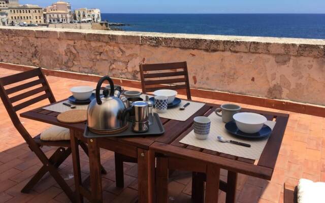 Circe Studio Sea View