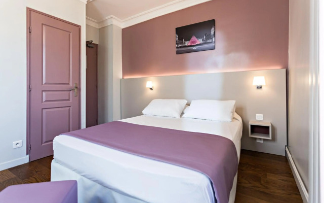 Modern Hotel