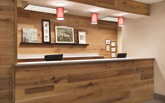 Country Inn & Suites by Radisson, Newnan, GA