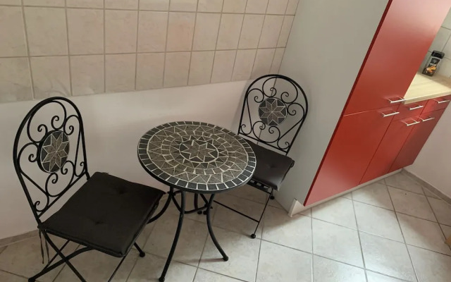Apartment Schmuck