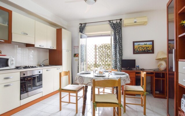 Amazing Apartment in Piedimonte Etneo With 2 Bedrooms and Wifi