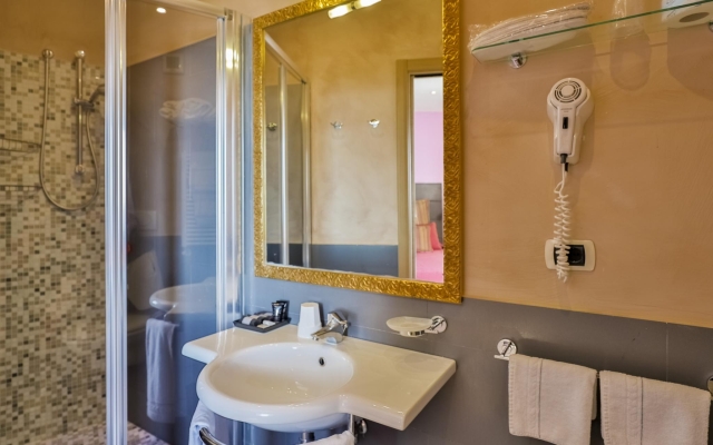 Luxury room with sea view in Amalfi ID 3934