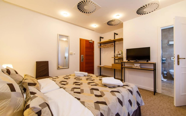 BEIGLI Hotel & Garden