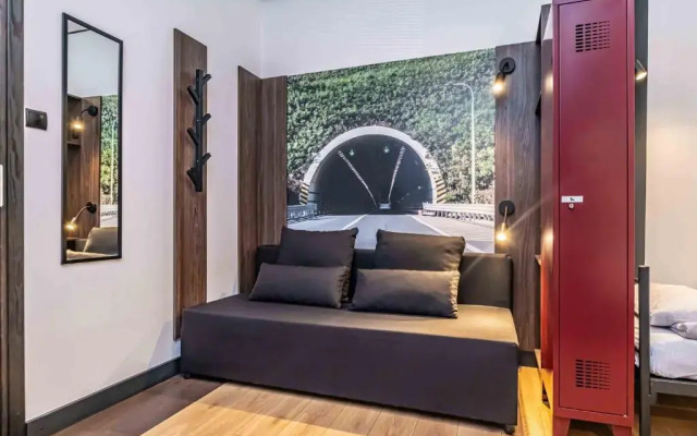 Vola Hostel
