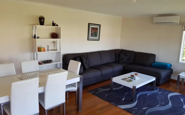 Portarlington beach shack 50 metres to the water – Guest Rooms – Portarlington