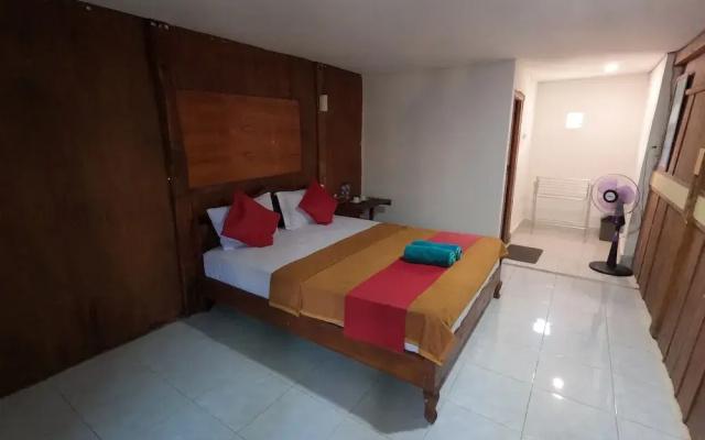 Maryan Moyo Bungalows and resto