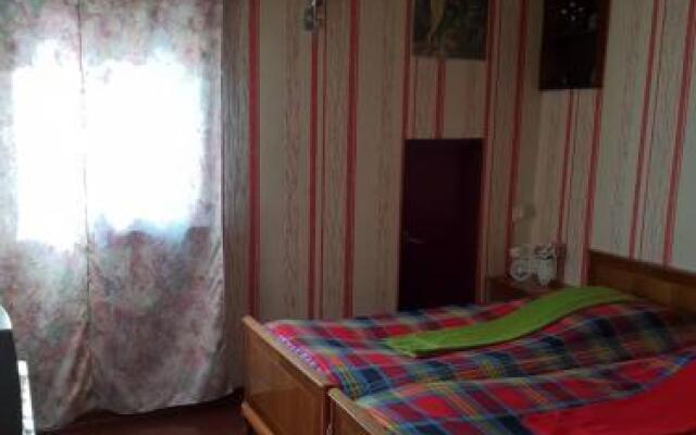 2 Santeli Turn Guest House