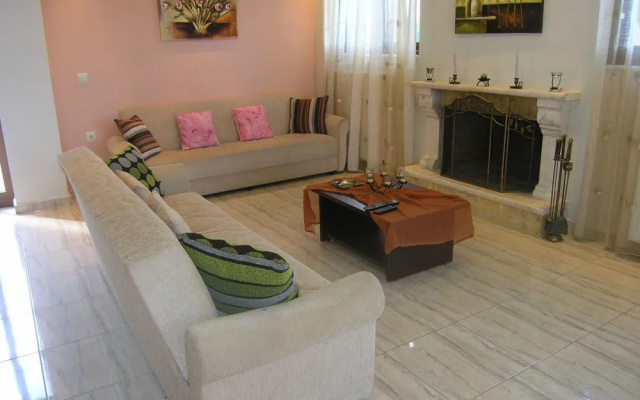 Villa Dimosthenis