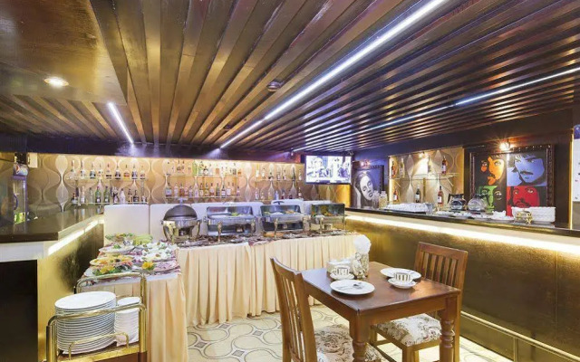 A&EM 19 Dong Du Hotel