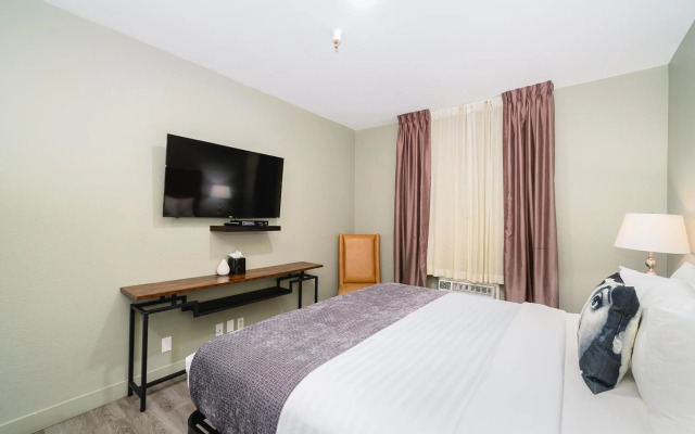 Urban Boutique Hotel
