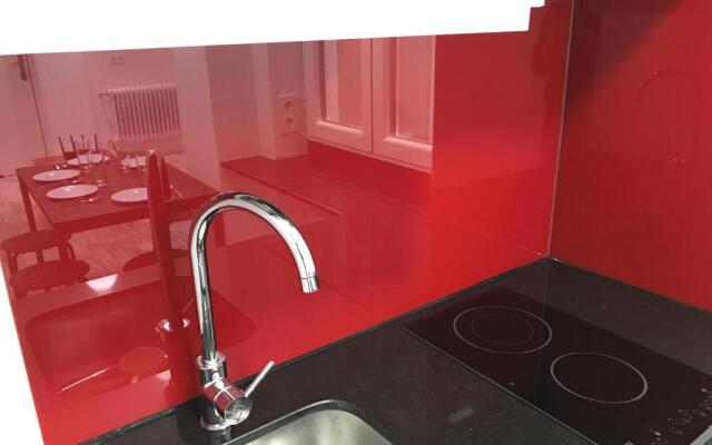 Smart-Tech Plaza Apartment
