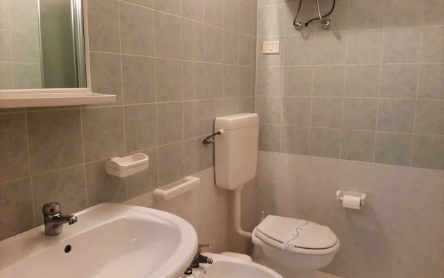 Spacious Aparyment in Campofelice di Roccella with Pool