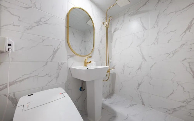 Cheongju Yongam Sloth Hotel