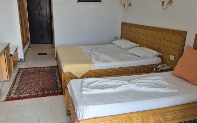 Golf Residence- Family Only