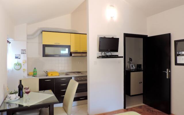 Apartments Lana
