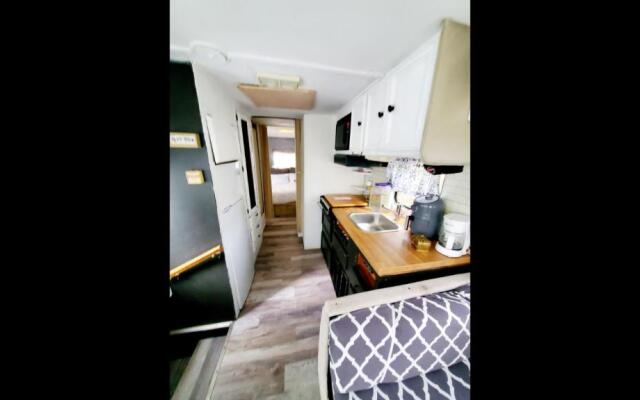 34ft Mobile Home Near Yale U