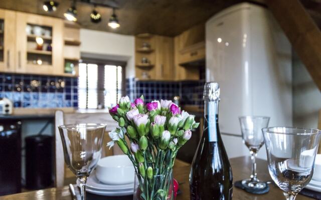 Foxglove - Luxurious Barn Conversion