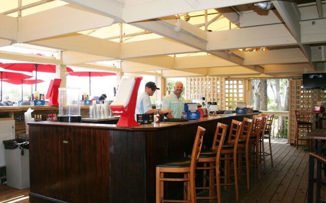 St. Andrews Common 1660 by RedAwning