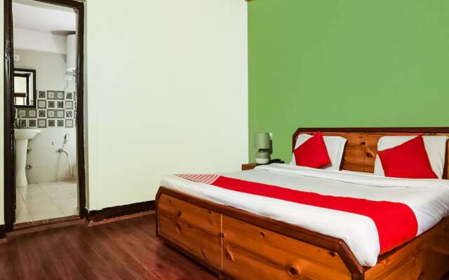 OYO 37004 City Heart Guest House