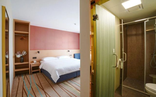 ibis Styles Chengdu American Center Hotel