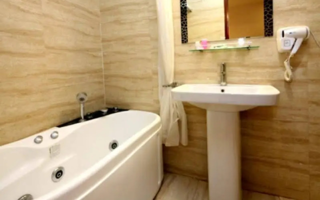 Hanoi Legacy Hotel