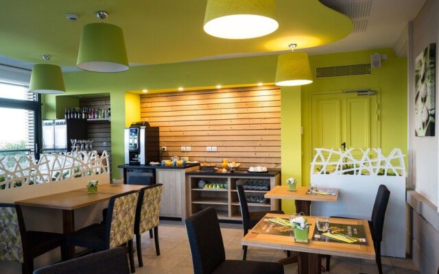 Logis Hôtel Le Tisseur des Saveurs