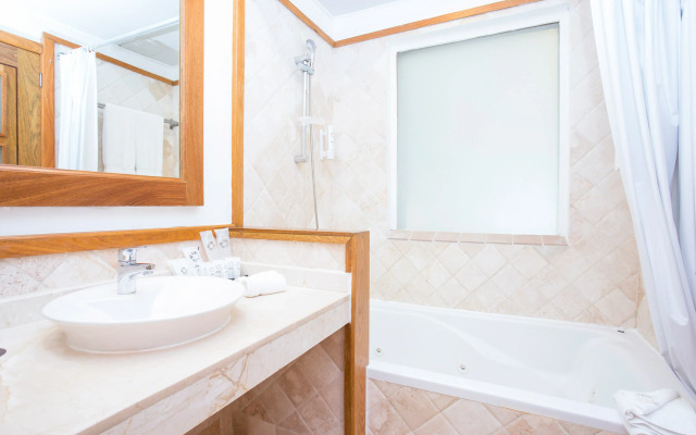 Sunscape Coco Punta Cana Hotel - All Inclusive