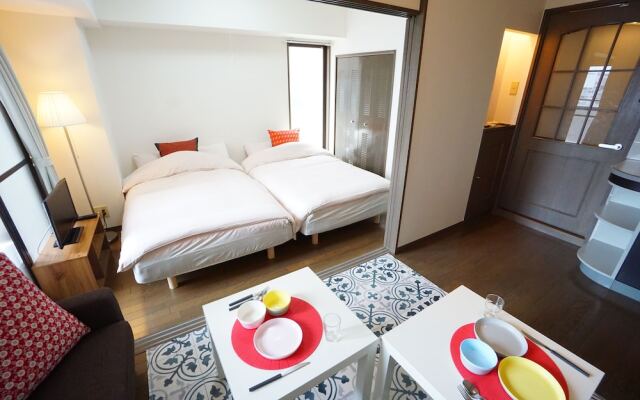 Terry's Apartment Shinsaibashi East I G12B