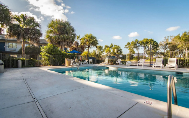 Motel 6 Ft. Pierce, FL, Fort Pierce