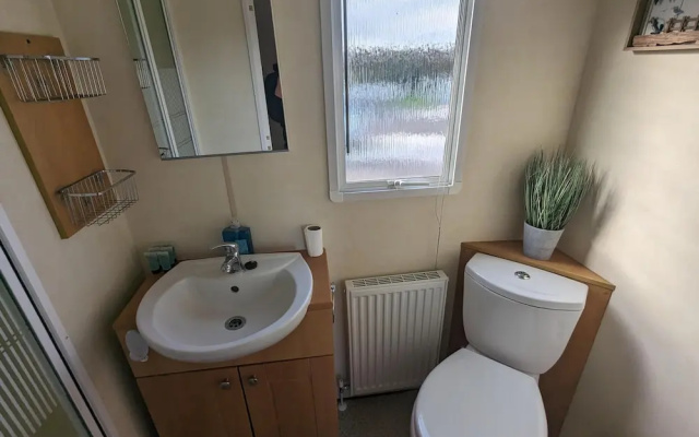 Beach House - Dog Friendly, Anderby Creek