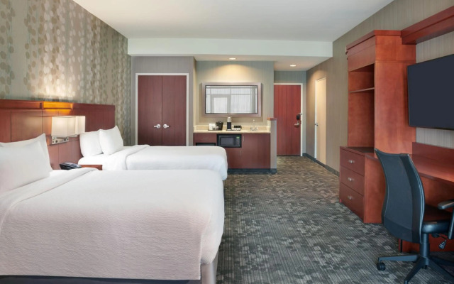 Courtyard by Marriott Ottawa East