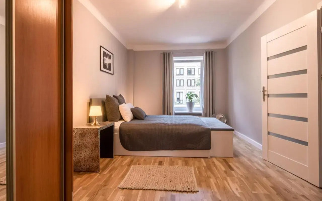 White Residence 4rooms - City Center