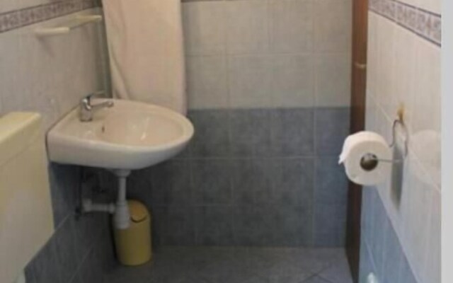 Sea View Apartment Orhideja, Sleeps 4