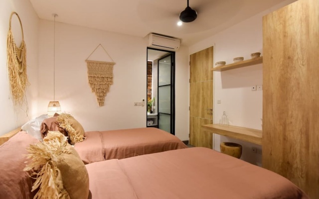 Villa Soho – Guest Rooms – Tibubeneng