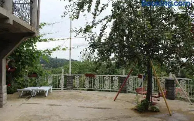 TJ Guest House