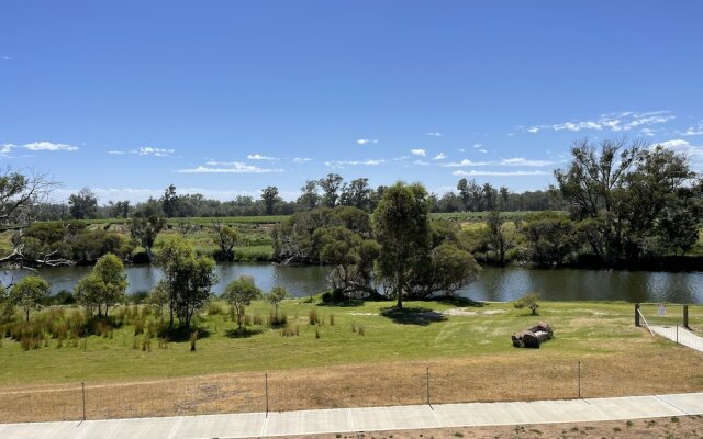 Stirling Estate Chalets