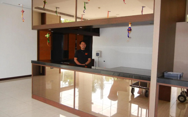 C'haya Hotel
