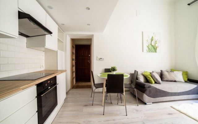 Rainbow Apartments 5