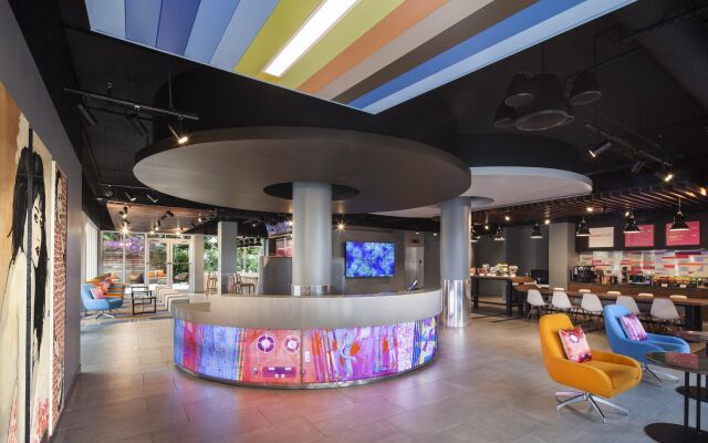 Aloft Miami Dadeland