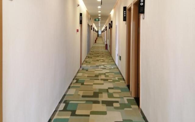 Vatica Hotel Nantong Rugao Port