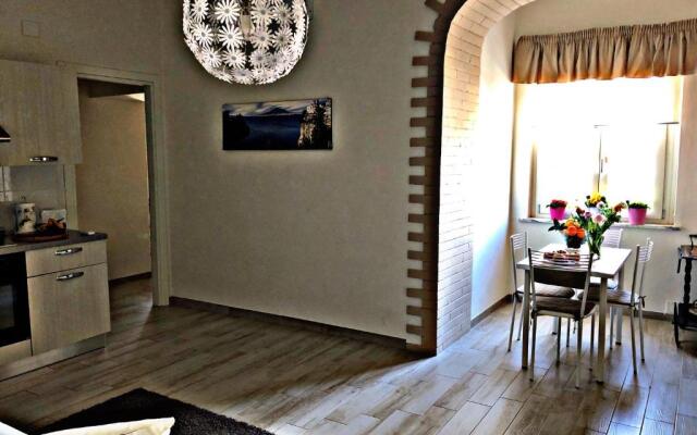 Vesuvio House appartamento indipendente e centrale