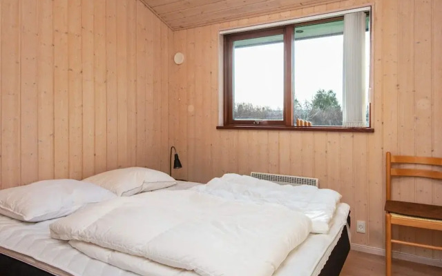 6 Person Holiday Home in Ronde-by Traum