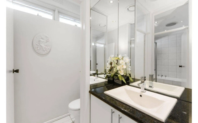 Boutique Stays - Brighton Rose